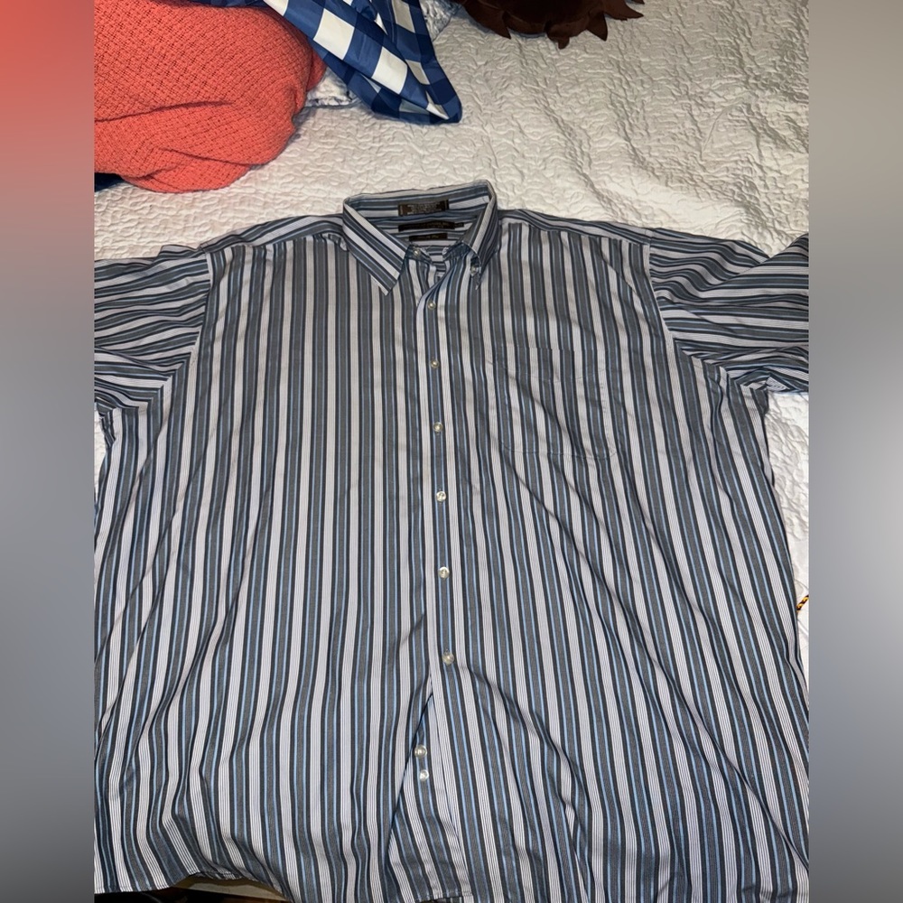 Button up shirt size 2XL